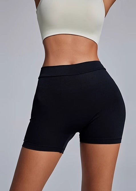 Shorts - Frenchy - V-waist